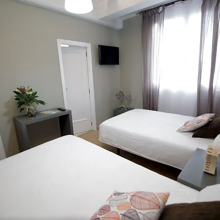 Hotell Alda Estacion *