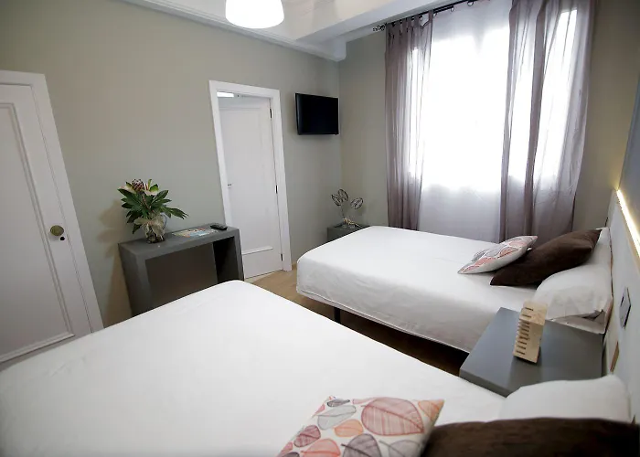 Hotel Alda Estacion *